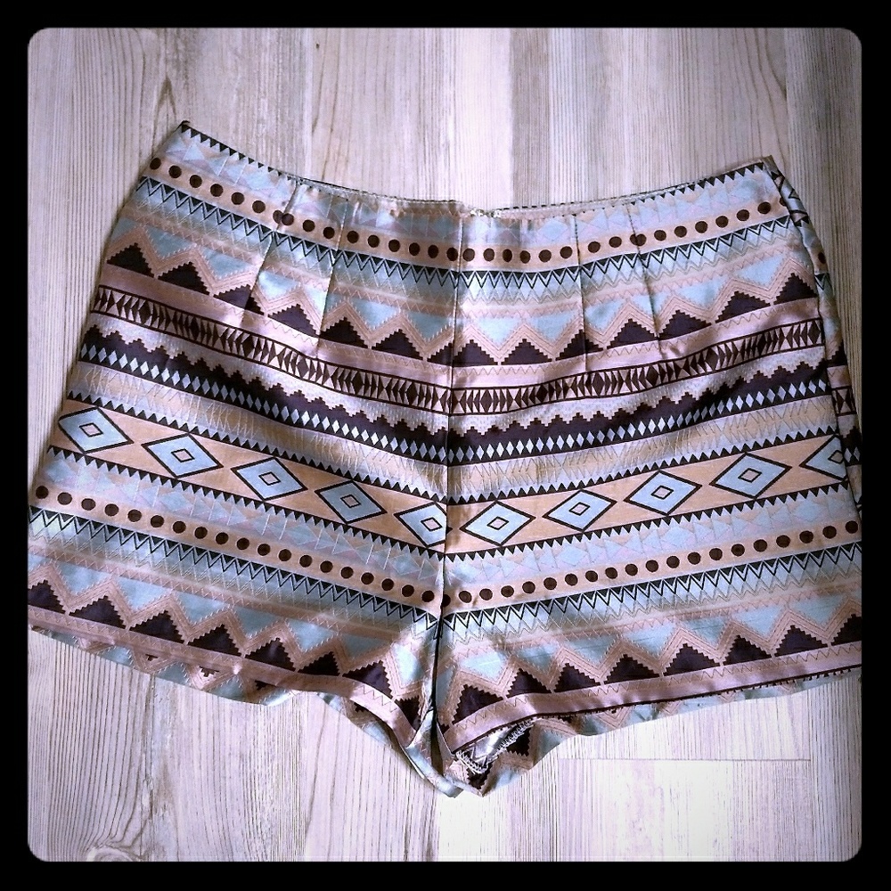 EUC Tribal Dress Shorts